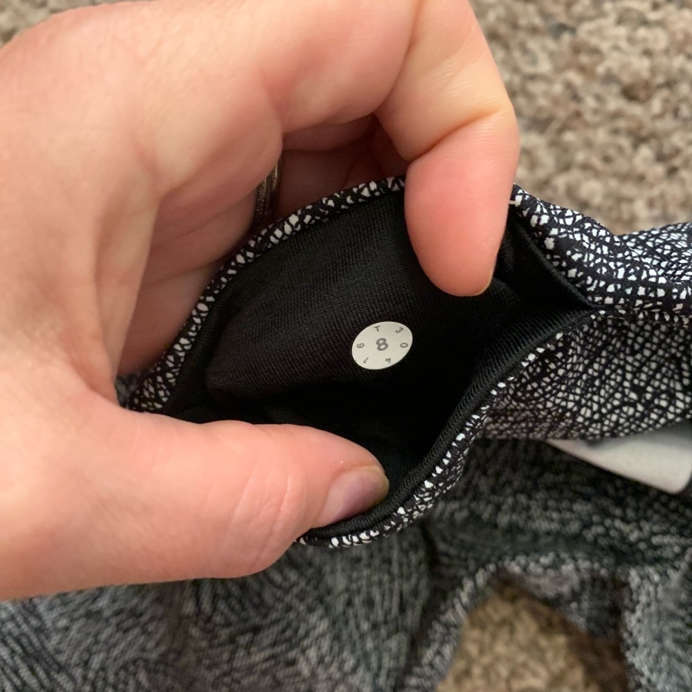 Lululemon Wunder Under Pant III - Picture 8 of 8